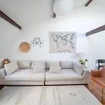 Pedrasnegras30 Lofts &
