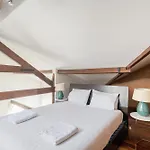 Pedrasnegras30 Lofts & Daire Lisboa