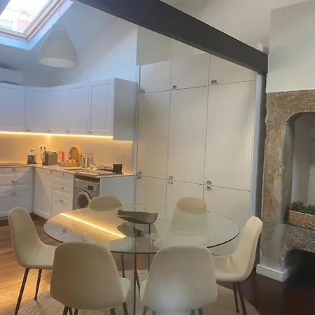 Pedrasnegras30 Lofts & *